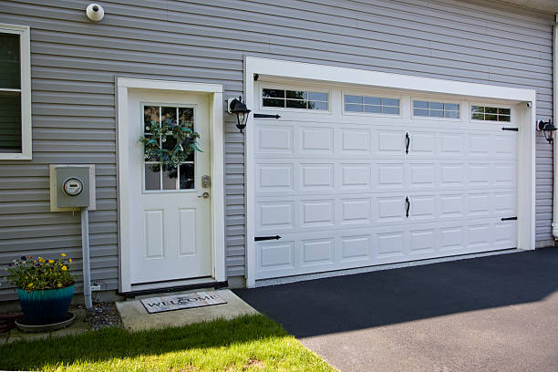 24/7 Emergency Garage Door Panel Replacement experts in Vienna Bend, LA